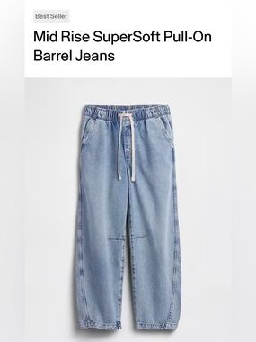 GAP Light Blue Mid Rise SuperSoft Pull-On Barrel Jeans - Ankle Crop